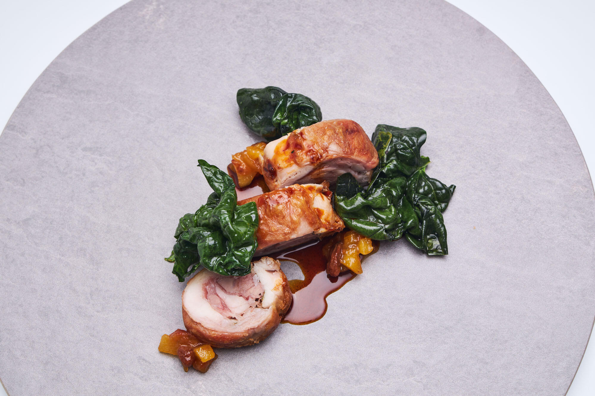 Porchetta di coniglio con melo decio di belfiore ketty roman locanda solagna